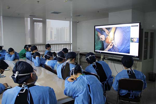 山东省医师协会美容与整形医师分会2025年注射美容与美容外科培训班在济南举行